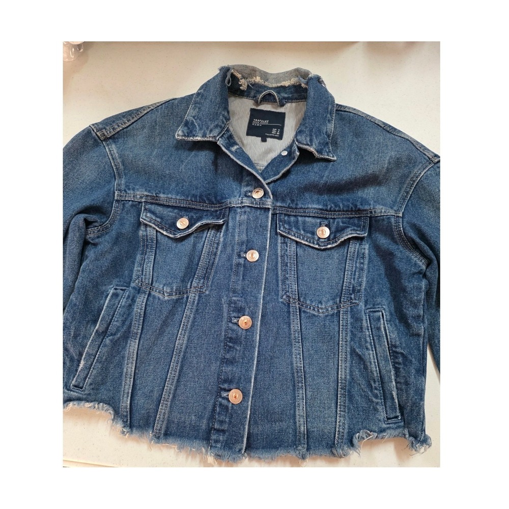 Zara Trafaluc Distressed Denim Jacket Medium Blue Raw Hem Trucker Womens Size M - Picture 1 of 8